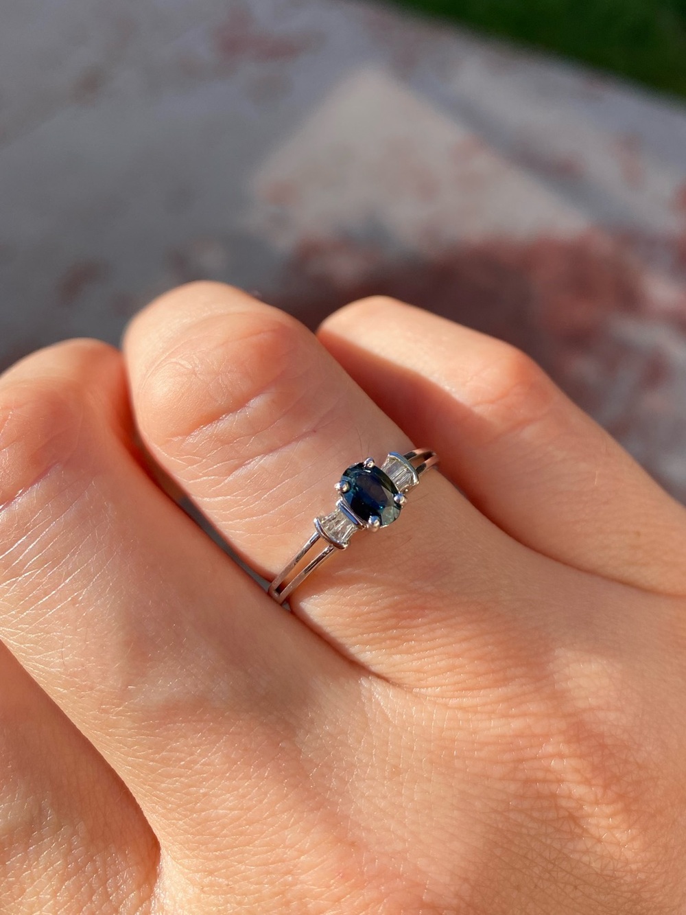 14k White Gold Sapphire Ring - Picture 4 of 8